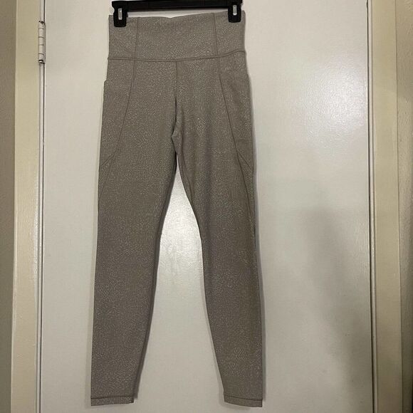ATHLETA beige high waist salutation stash pocket rainwater quail tight size XS - Picture 5 of 7